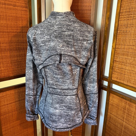 Lululemon Define Jacket
Rush Jacquard Black White 12 - Picture 7 of 11
